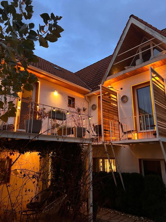 Shard Boutique Hotel-Adult Only Braszów Zewnętrze zdjęcie
