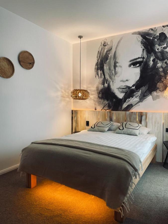 Shard Boutique Hotel-Adult Only Braszów Zewnętrze zdjęcie