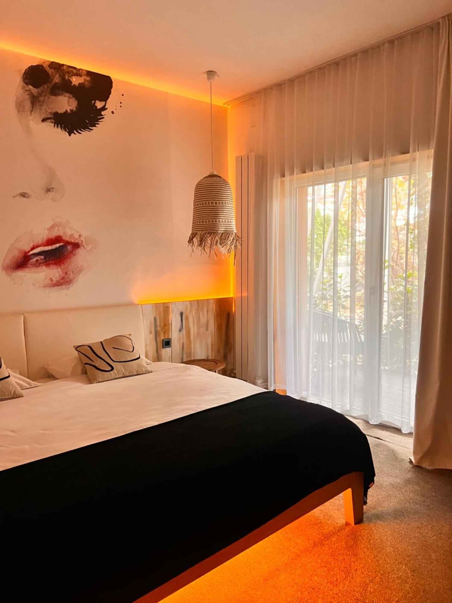 Shard Boutique Hotel-Adult Only Braszów Zewnętrze zdjęcie